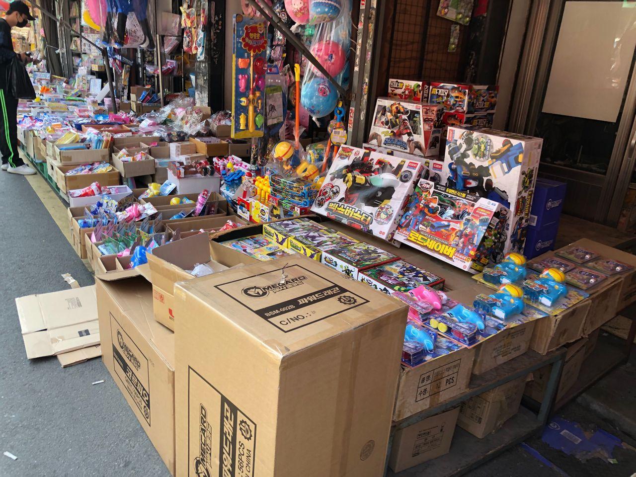 東大門玩具市場 昌信洞玩具市場 文具街 玩具街 昌信洞玩具街